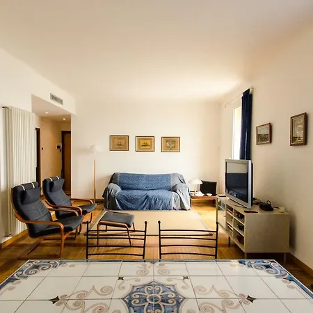 Alex Beach House 아파트 *