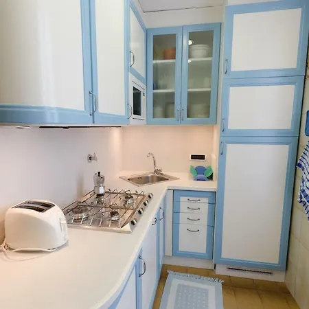 아파트 Alex Beach House