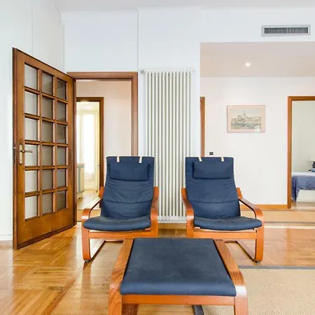 Alex Beach House San Remo
