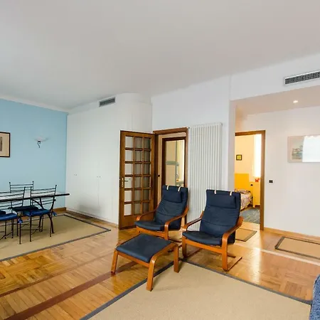 Appartement Alex Beach House